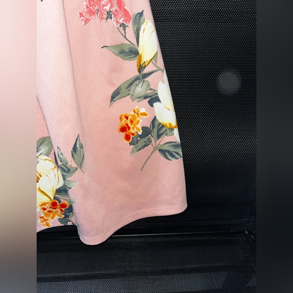 Monteau Los Angeles Floral Pink Spring Dress, Size: Small(S) - Picture 7 of 9